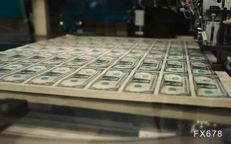 XM注册:美元创7月来最佳月度表现,英国央行下周或意外降息25个基点